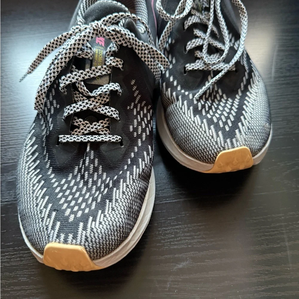 Nike Air Zoom Winflo Running Shoes Gray Black Pink Women’s Size 8.5